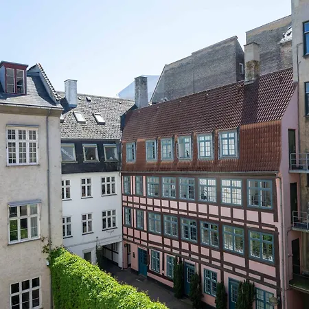 Appartement Grand Lux For 12 In Kopenhagen