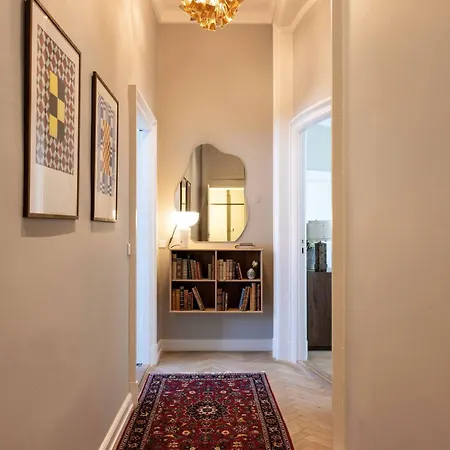 Appartement Grand Lux For 12 In